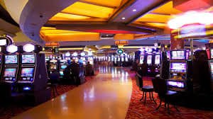 jlbos Casino game categories overview showing live dealer and slots options
